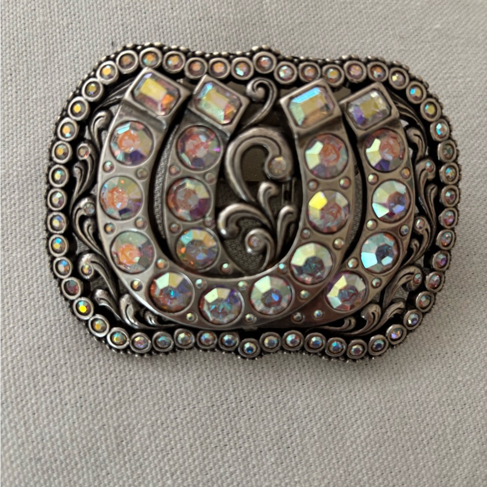 BELT BUCKLE.